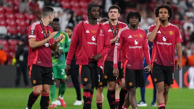 Igrači Manchester Uniteda nakon poraza u finalu Europske lige