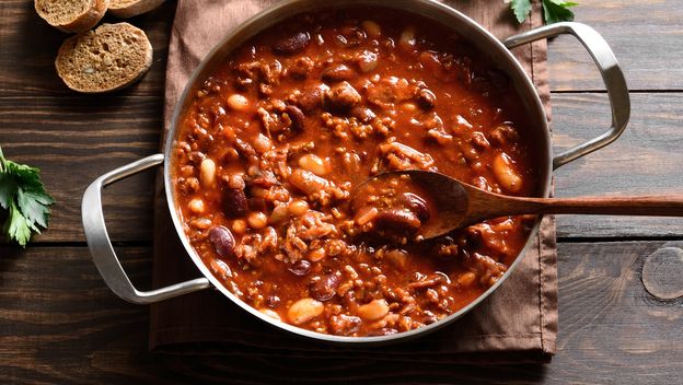 Kaubojski grah s mljevenim mesom