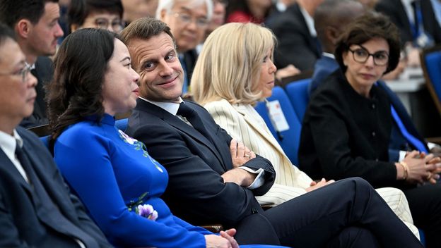 Emmanuel i Brigitte Macron - 6