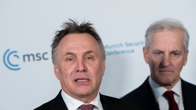 Tore O. Sandvik, novreški ministar obrane