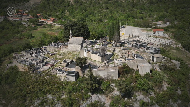 Privatno groblje u općini Marina - 3