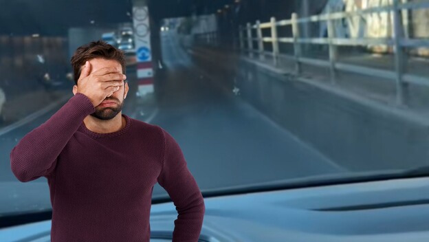Vožnja kroz uski prolaz u Miramarskoj ulici u Zagrebu