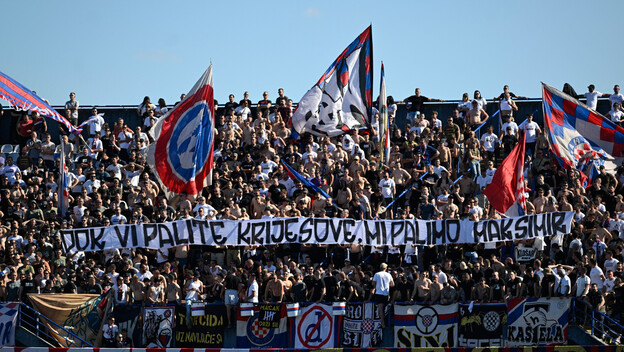 Torcida na Maksimiru