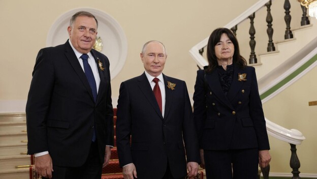 Milorad i Snježana Dodik s Putinom