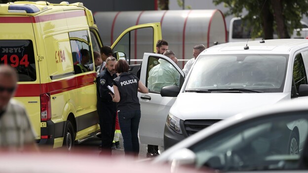 Policija radi očevid na mjestu pucnjave u Krapini - 6