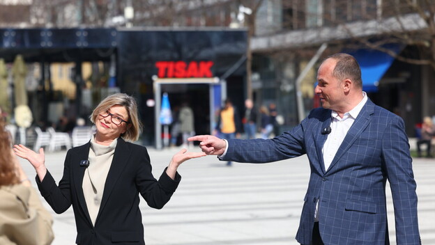 Siniša Hajdaš Dončić, Sandra Benčić