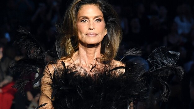 Cindy Crawford na Gucci reviji