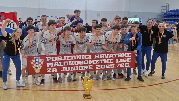 MNK Uspinjača Gimka prvaka Hrvatske, juniori