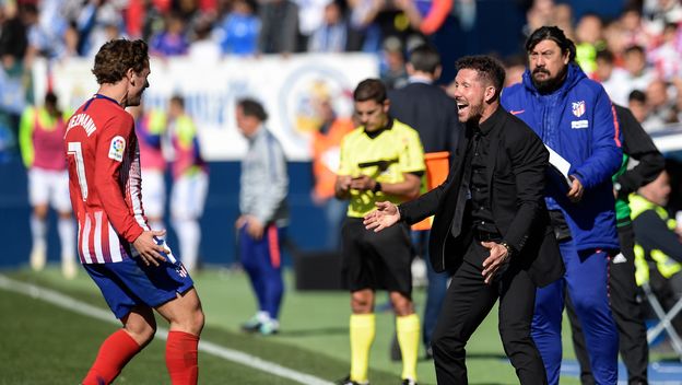 Antoine Griezmann i Diego Simeone (Foto: AFP)