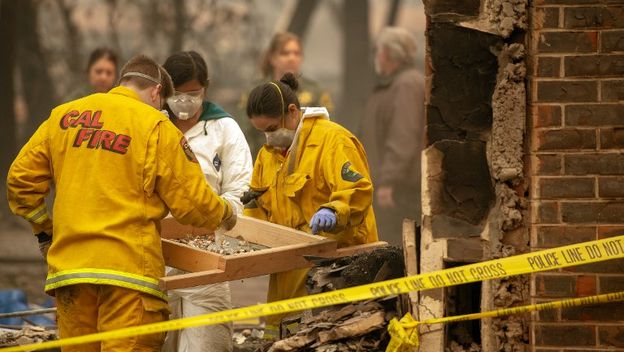 Strašan požar u Kaliforniji (Foto: AFP) 1
