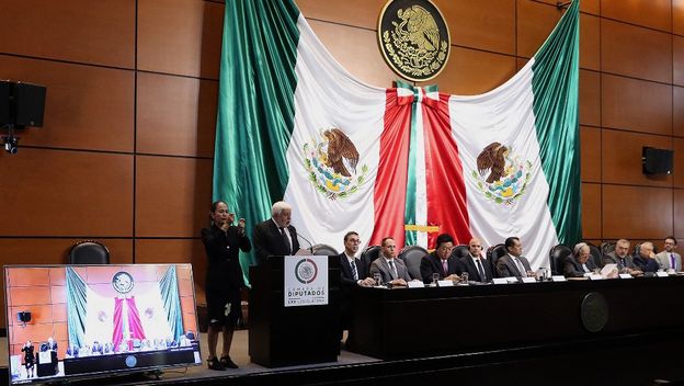 Jaime Maussan o izvanzemaljcima iz Perua u kongresu Meksiku govorio još u rujnu 2023.