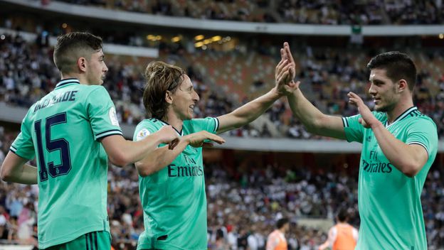 Luka Modrić i Luka Jović u dresu Real Madrida