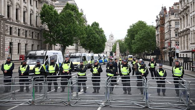 Policija, London