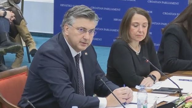 Andrej Plenković, Irena Hrstić