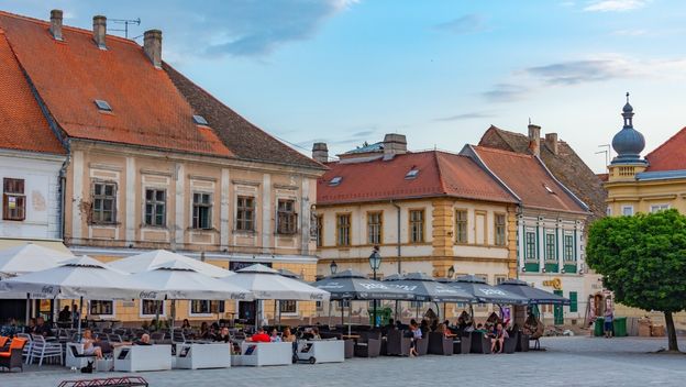 Hrvati manje izlaze u kafiće i restorane