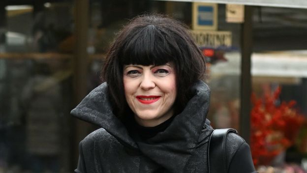 Mirela Holy u kaput-haljini na zagrebačkoj špici 2025. - 1