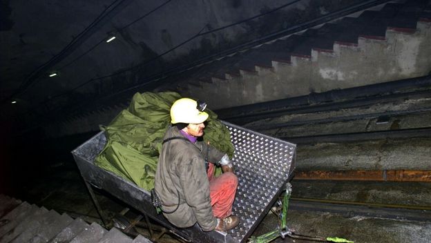 Izvlačenje tijela nakon nesreće