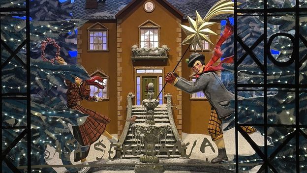 Božićni izlog Saše Šekoranje