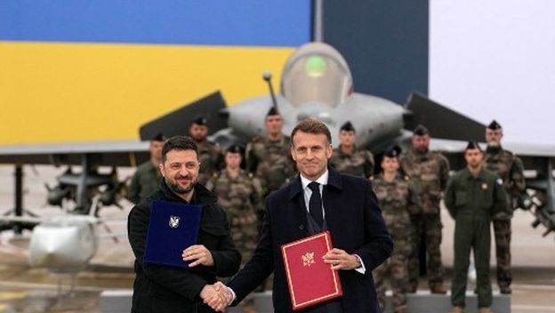 Emmanuel Macron i Volodomir Zelenski - 5