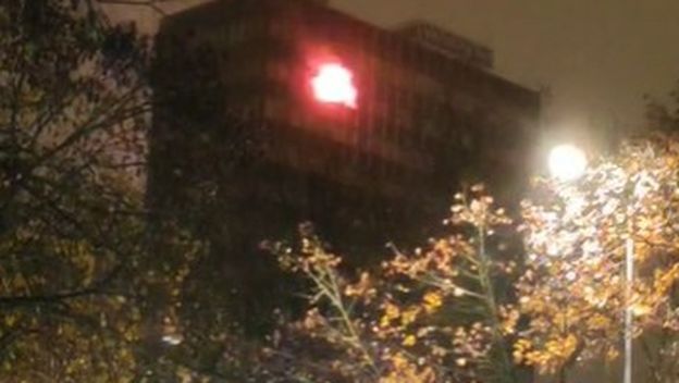 Početak požara u Vjesnikovu neboderu