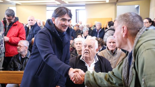 Zlatko Dalić u Škabrnji - 3