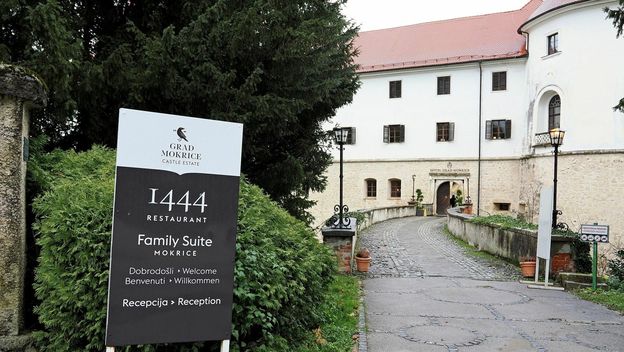 Restoran 1444, Mokrice