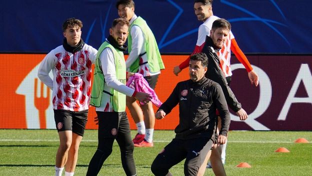 Trener Michel i igrači Girone