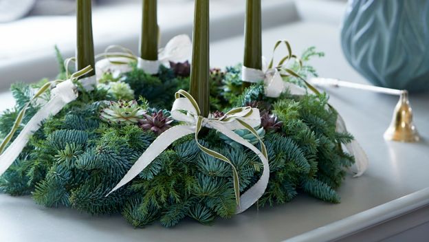 Adventski vijenac neizostavan je ukras u mnogim domovima