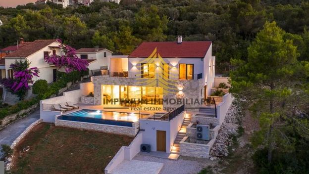 Kuća koja spaja mediteranski duh i suvremenu udobnost - 1