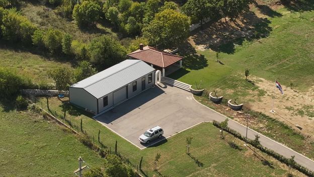 Provjereno: Marko Perković Thompson u Čavoglavama ima dva ilegalna objekta - 3