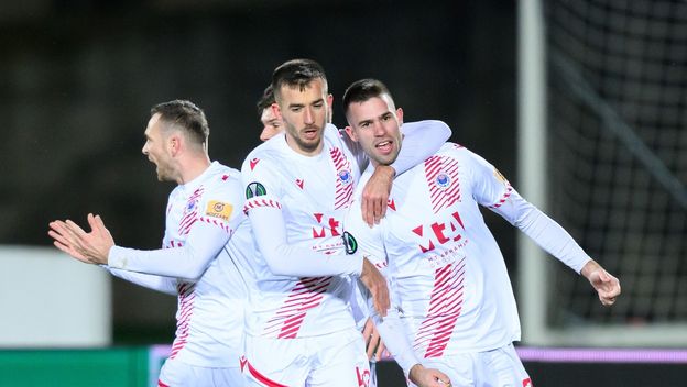 Mario Ćuže slavi gol