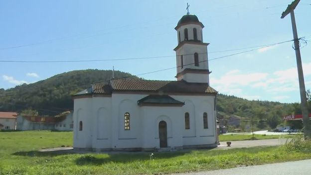 Bespravno izgrađena crkva u dvorištu Fate Orlić (Foto: Dnevnik.hr) - 1