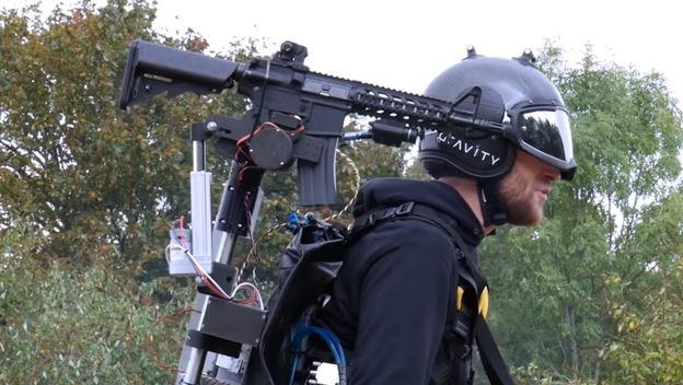 Mlazno odjielo s naoružanjem (Screenshot: James Burton/YouTube)