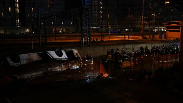 Autobus sletio s nadvožnjaka u Veneciji - 2