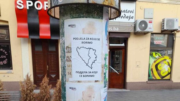 Plakati u Tuzli o podjeli BiH