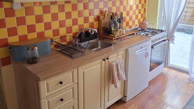 Stan u zagrebačkoj Dubravi uređen s puno šarma i duše - 20