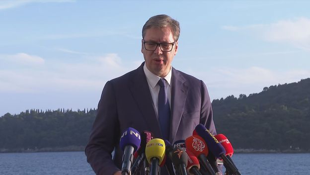 Aleksandar Vučić - 4