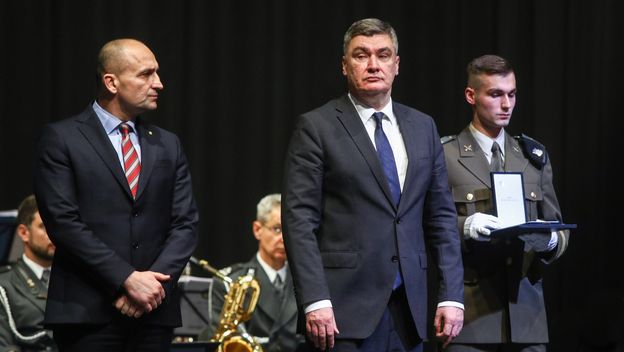 Ministar obrane Ivan Anušić i predsjednik Republike Zoran Milanović