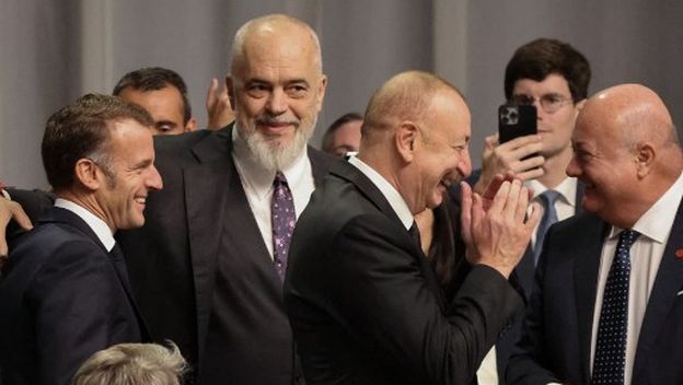 Edi Rama, Emmanuel Macron i Ilham Aliyev
