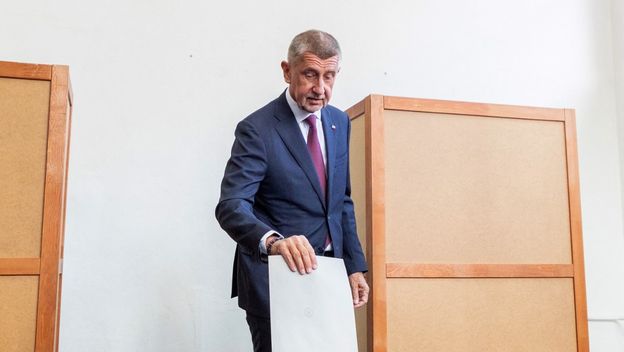 Andrej Babiš na biralištu