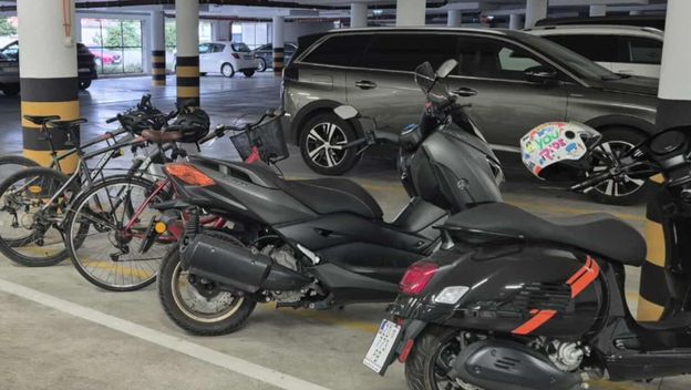 Neobična scena na parkingu u Zadru