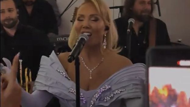 Lepa Brena