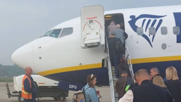 Zračna luka u Banja Luci i traktor