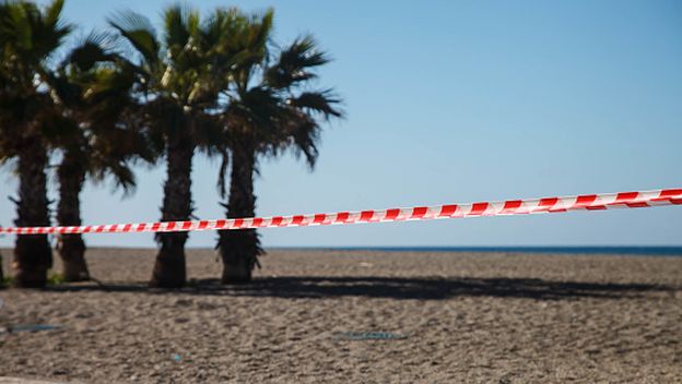 Policija na plaži, ilustracija
