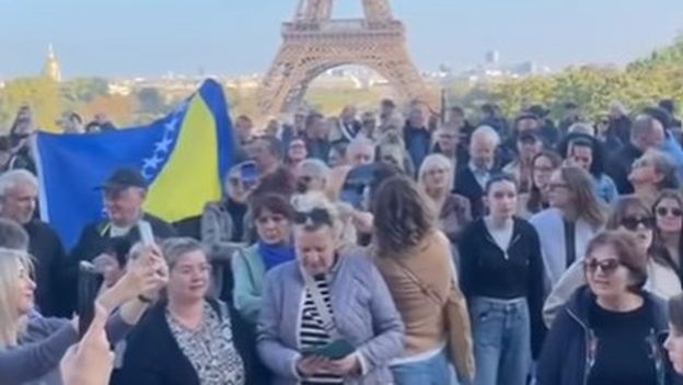 Oproštaj od Halida Bešlića u Parizu