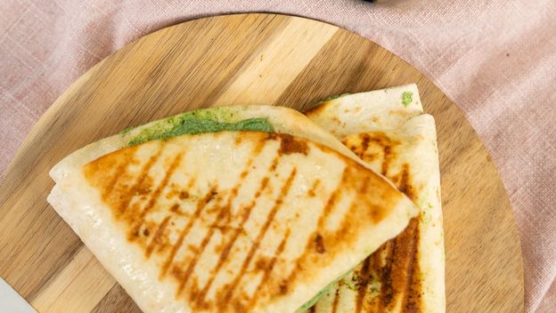 Brzi zeleni wrap sa špinatom