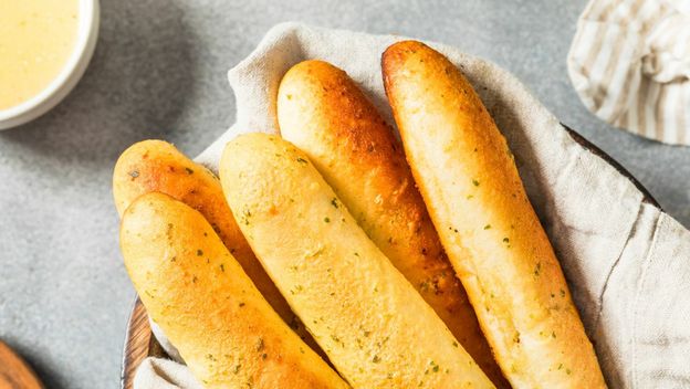 Prutići od dizanog tijesta