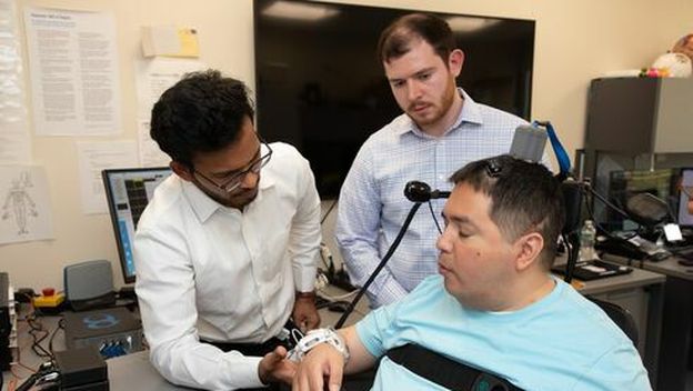 Keith Thomas testira moždani usadak