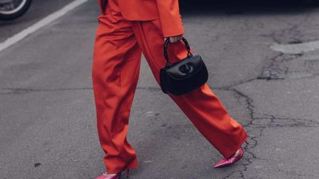 Odijelo je sjajna opcija za jesenske svečanosti