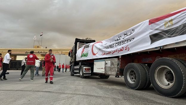 Humanitarna pomoć čeka ulaz u Pojas Gaze na prijelazu Rafah